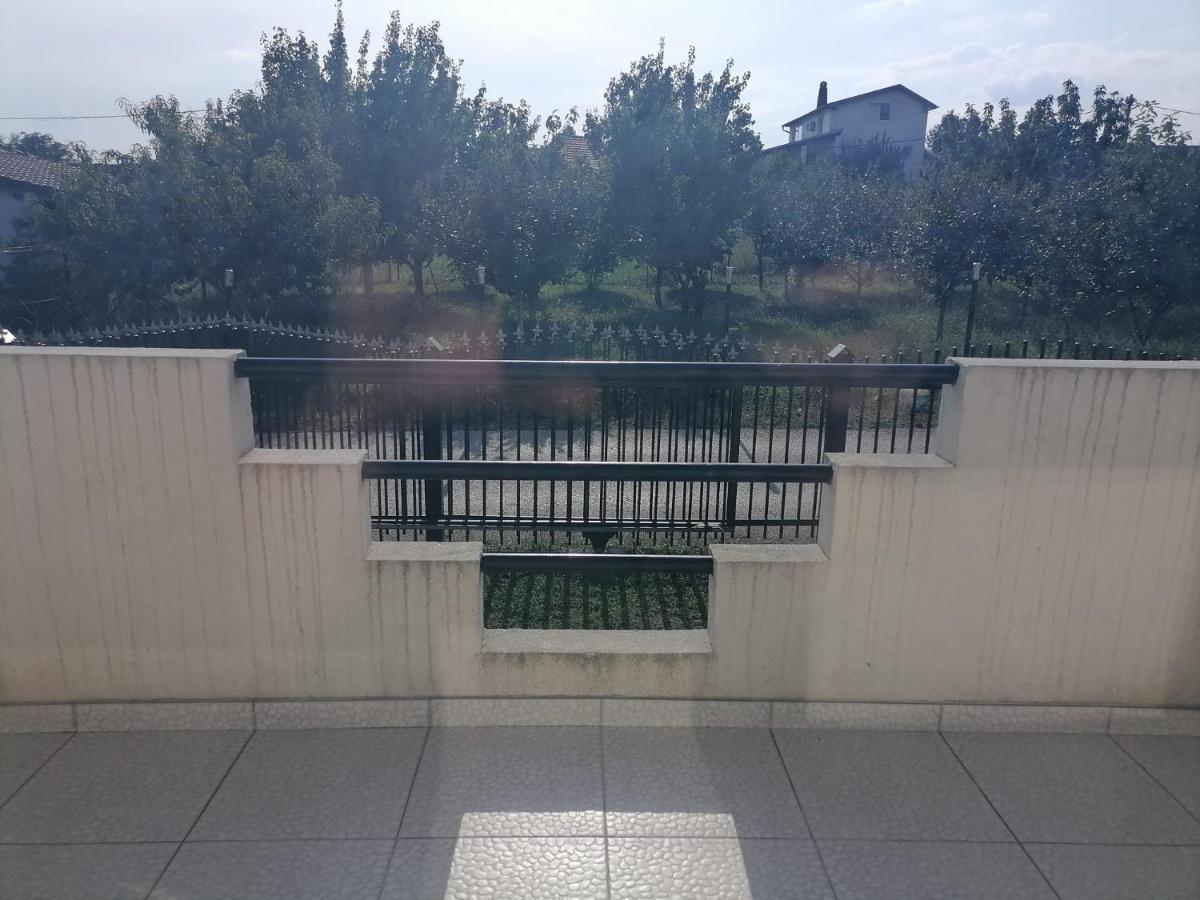 Airport Apartment Surčin Екстериор снимка