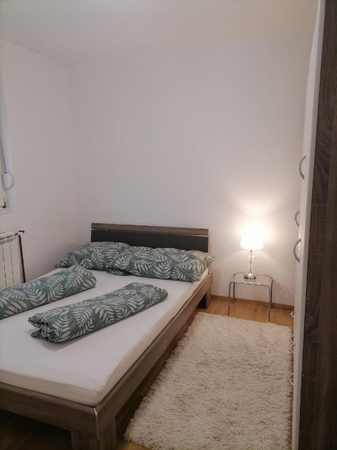 Airport Apartment Surčin Екстериор снимка